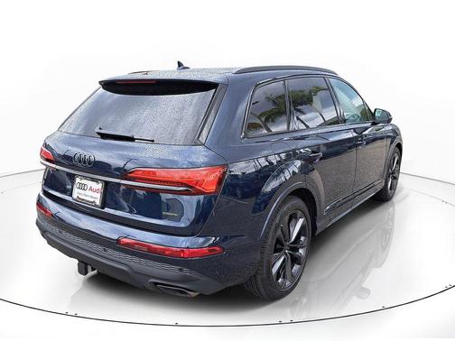 2026 Audi Q7 55 Premium Plus