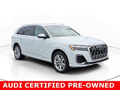 2025 Audi Q7 55 Premium Plus