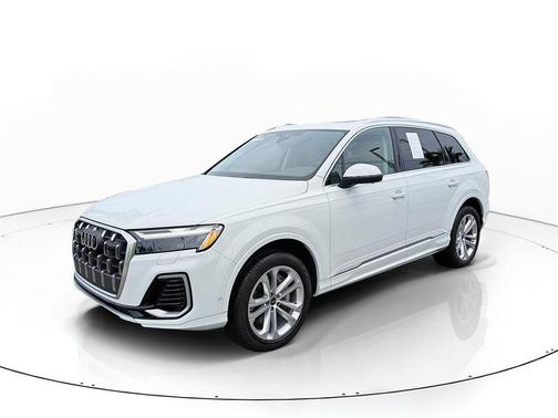 2025 Audi Q7 55 Premium Plus