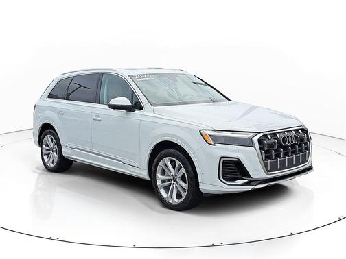 2025 Audi Q7 55 Premium Plus