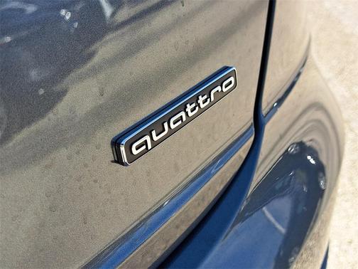 2026 Audi Q8 55 Premium Plus