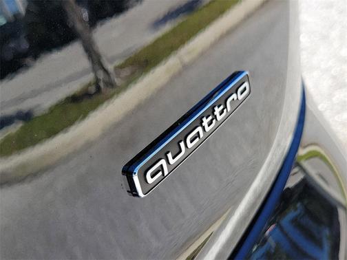 2024 Audi Q5 40 Premium Plus