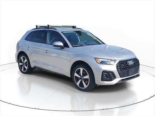 2022 Audi Q5 45 S line Premium Plus