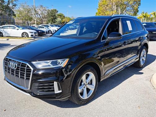 2021 Audi Q7 55 Premium