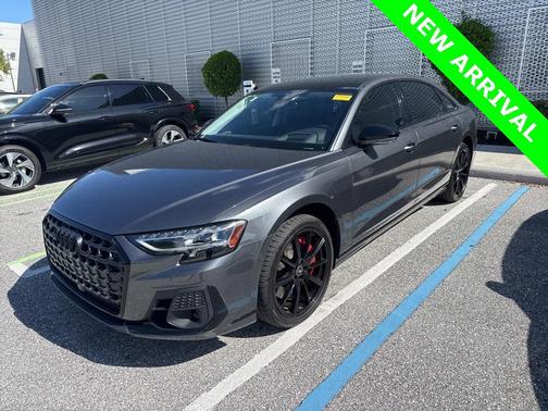 2022 Audi S8 4.0T
