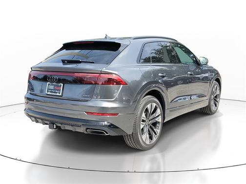 2025 Audi Q8 55 Premium Plus