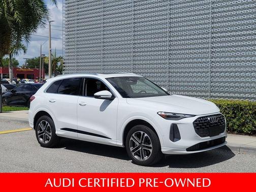 Arkona White 2025 Audi Q5 Premium TFSI quattro S tronic
