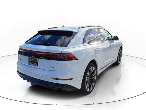 2026 Audi Q8 55 Premium Plus