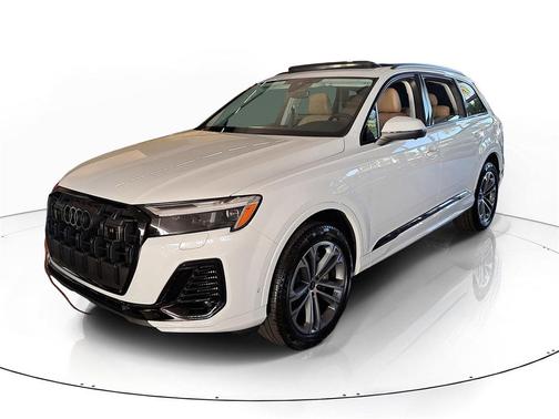 2026 Audi Q7 55 Premium