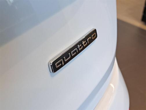 2026 Audi Q7 55 Premium