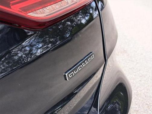 2025 Audi Q3 45 S line Premium Plus