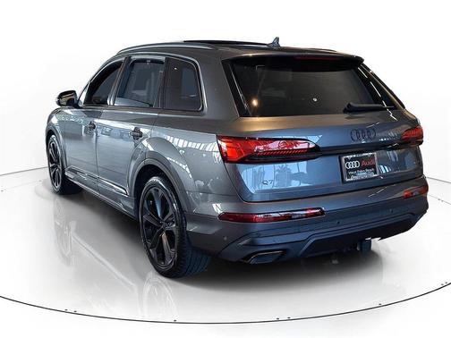 2026 Audi Q7 55 Premium Plus
