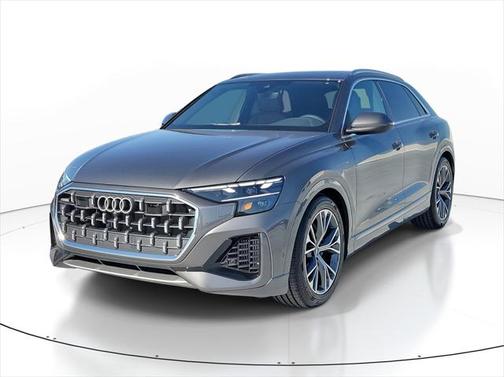 2025 Audi Q8 55 Premium Plus