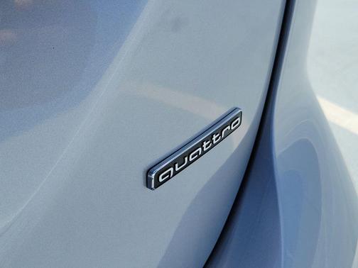 Florett Silver Metallic 2026 Audi A5 Premium Plus TFSI quattro S tronic