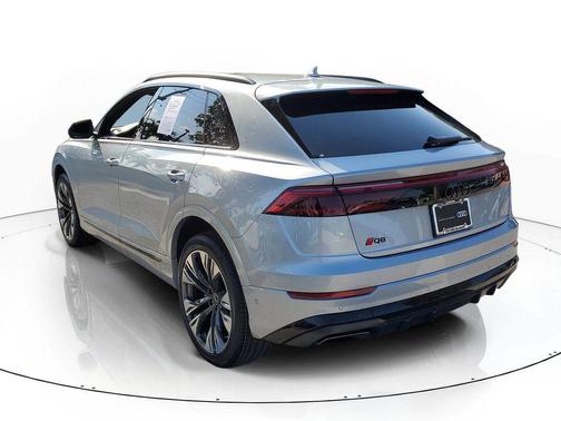 2025 Audi Q8 55 Premium Plus