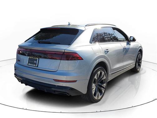 2025 Audi Q8 55 Premium Plus