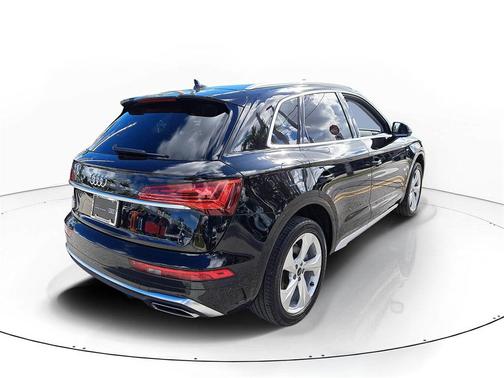 2023 Audi Q5 45 S line Premium Plus