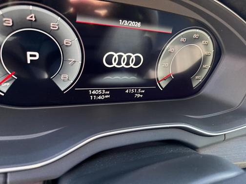 2023 Audi Q5 45 S line Premium Plus