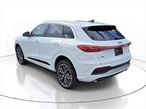 2025 Audi Q5 Premium Plus