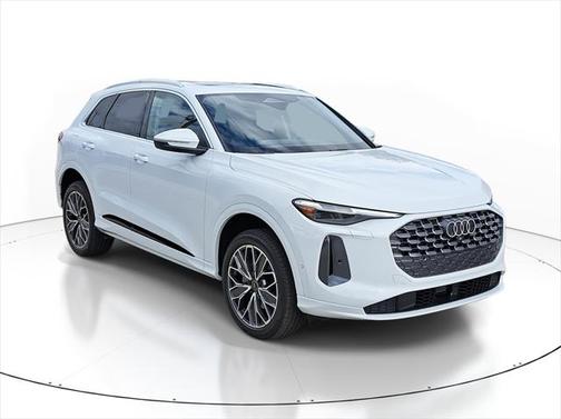 2025 Audi Q5 Premium Plus