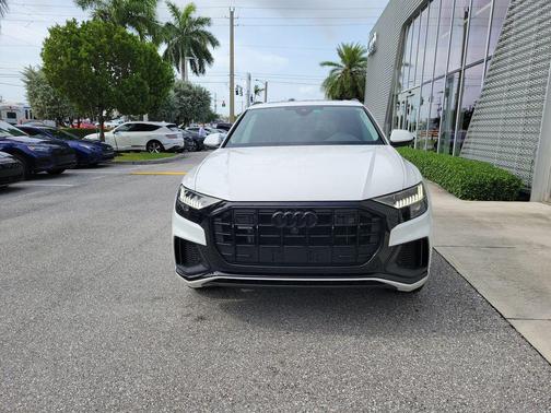 Carrara White 2023 Audi Q8 55 Premium Plus