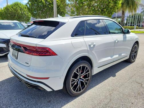 Carrara White 2023 Audi Q8 55 Premium Plus