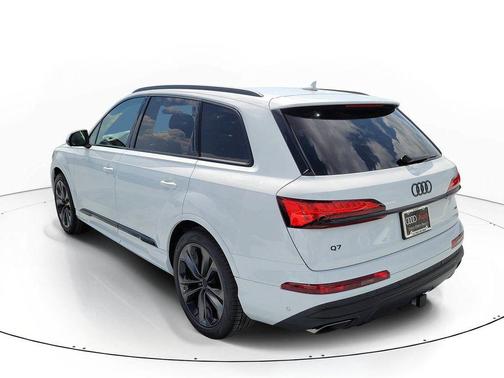 2026 Audi Q7 55 Premium Plus