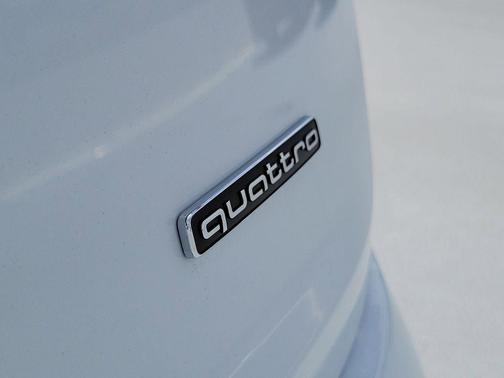 2026 Audi Q7 55 Premium Plus