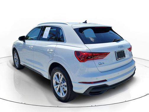 Arkona White 2025 Audi Q3 Premium 45 TFSI S line quattro Tiptronic