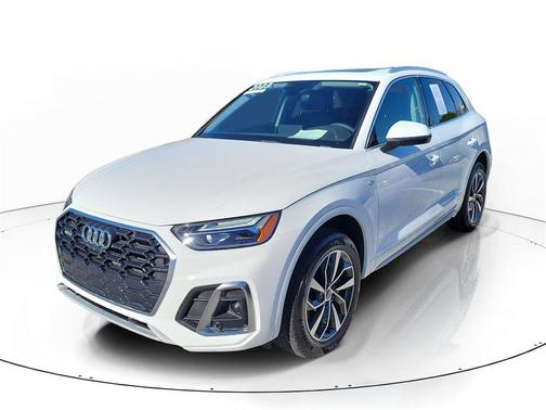 2023 Audi Q5 45 S line Premium Plus