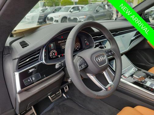 Waitomo Blue Metallic 2024 Audi RS Q8 4.0T