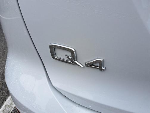 2024 Audi Q4 e-tron Premium 50 quattro