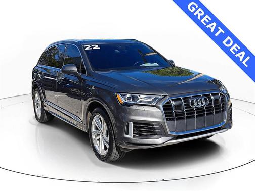 2022 Audi Q7 55 Premium Plus