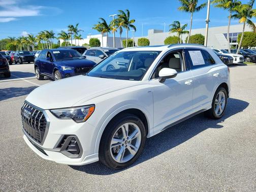 Ibis White 2021 Audi Q3 45 S line Premium