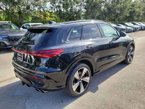 Mythos Black Metallic 2026 Audi SQ5 3.0T Premium Plus