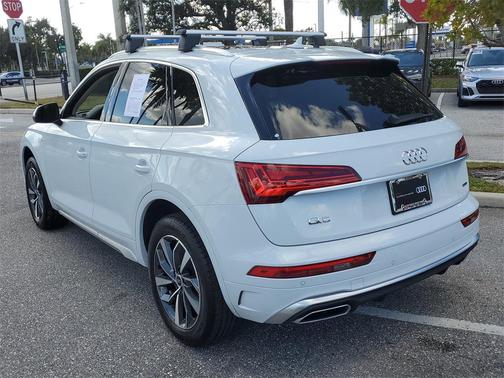 2024 Audi Q5 45 S line Premium