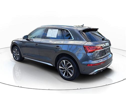 2023 Audi Q5 45 S line Premium