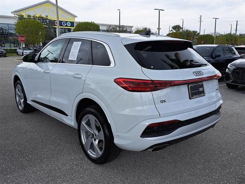 2025 Audi Q5 Premium Plus TFSI quattro S tronic