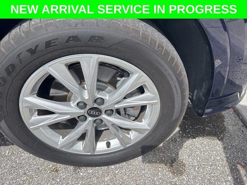 2021 Audi Q3 45 S line Premium