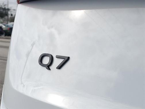 2026 Audi Q7 55 Premium Plus