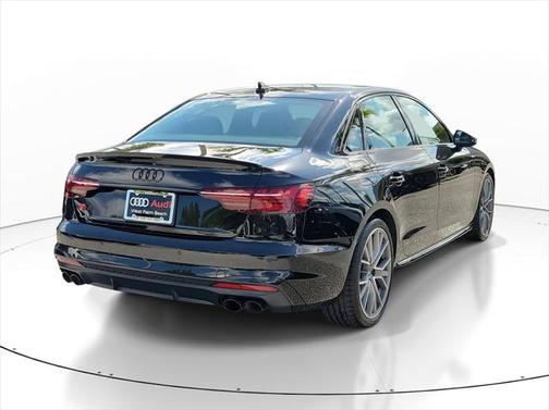 2023 Audi S4 Premium Plus TFSI quattro Tiptronic
