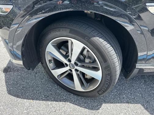 2022 Genesis GV80 2.5T