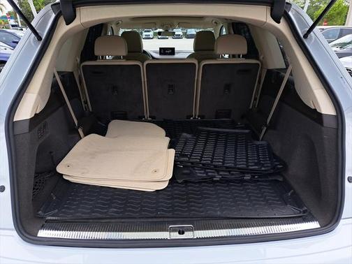 2019 Audi Q7 55 Premium Plus