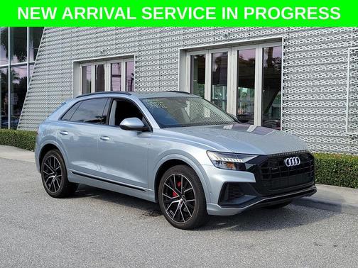 Satellite Silver Metallic 2023 Audi Q8 55 Premium Plus