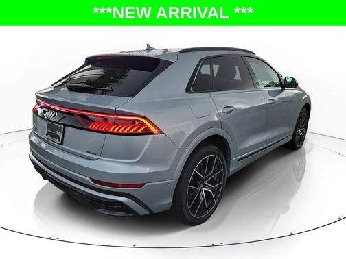 Satellite Silver Metallic 2023 Audi Q8 55 Premium Plus
