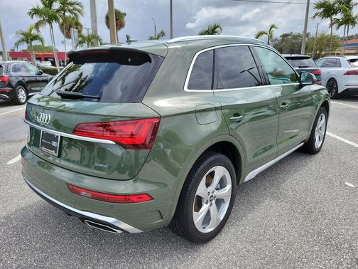 2023 Audi Q5 45 S line Premium Plus