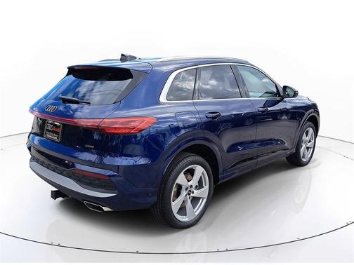 2025 Audi Q5 Premium Plus TFSI quattro S tronic