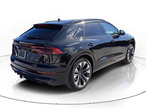 2026 Audi Q8 55 Premium Plus