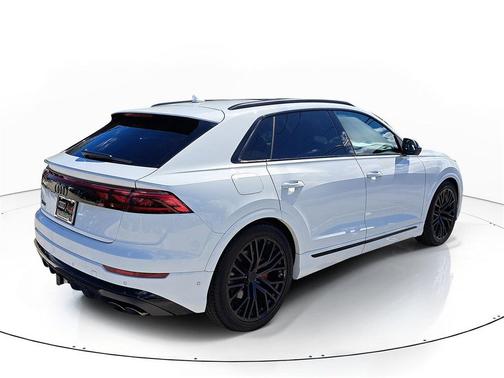 2026 Audi SQ8 4.0T Prestige