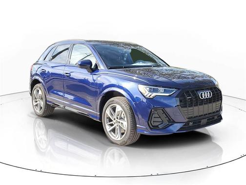 2025 Audi Q3 Premium 45 TFSI S line quattro Tiptronic